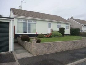 2 bedroom Detached f...